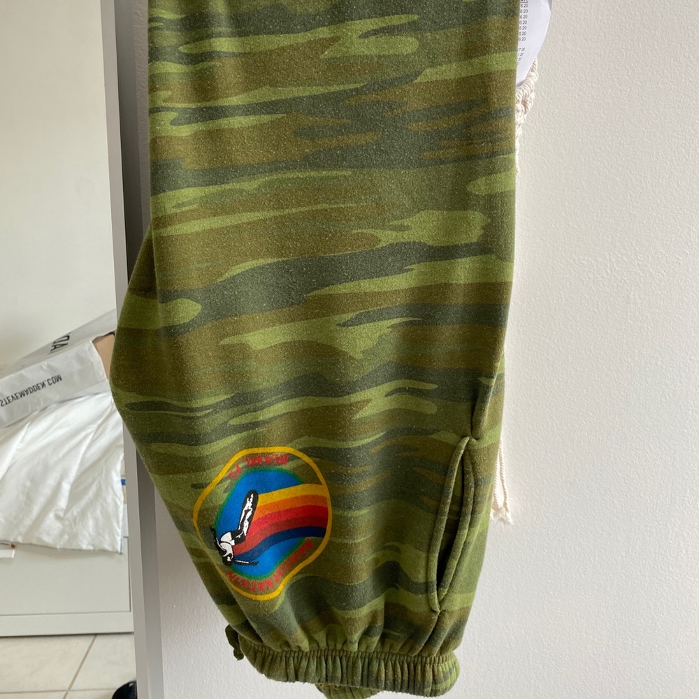 AVIATOR NATION Miami logo camo sweatpants